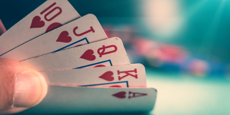 Chiến lược và kỹ thuật chơi game bài